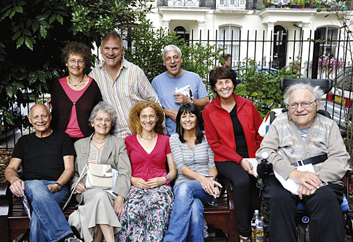 Bench in Harrington Square marks London Blitz bombing news090910_07