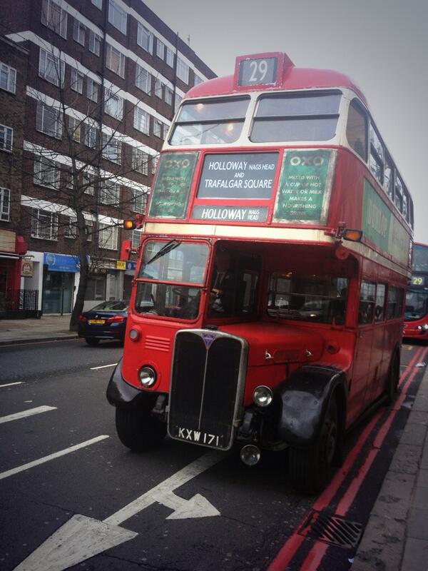 TfL brings in vintage Routemasters in face of tube strike disruption Bfy4SpzIAAAVPoe