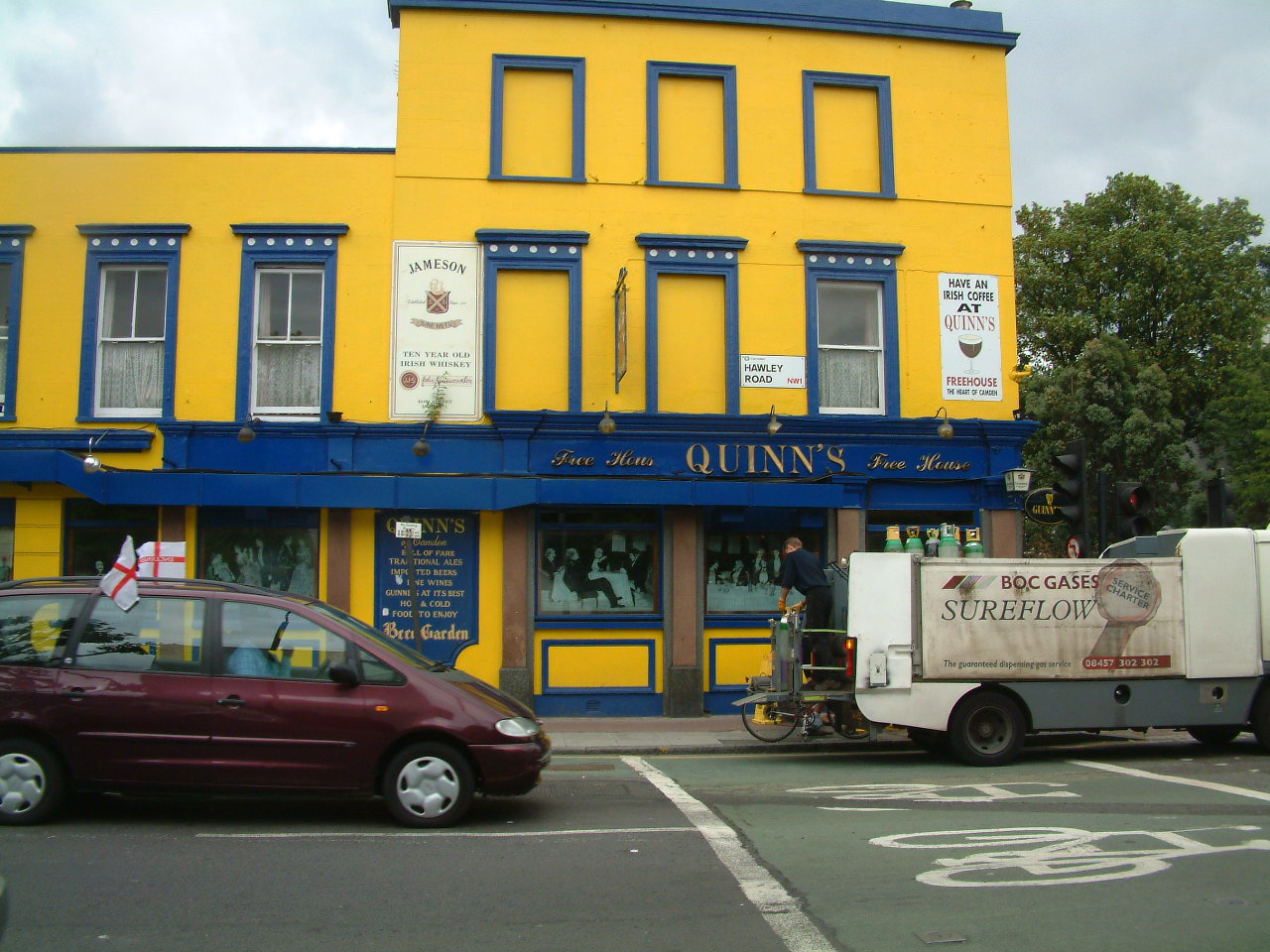 Kentish Town-Quinn's-2001