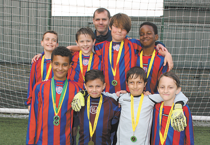 Cup kings salute their cricket star Sapo Verde U11s