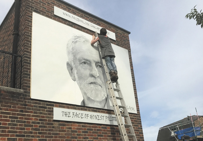 North Nineteen pub with its new Corbyn mural