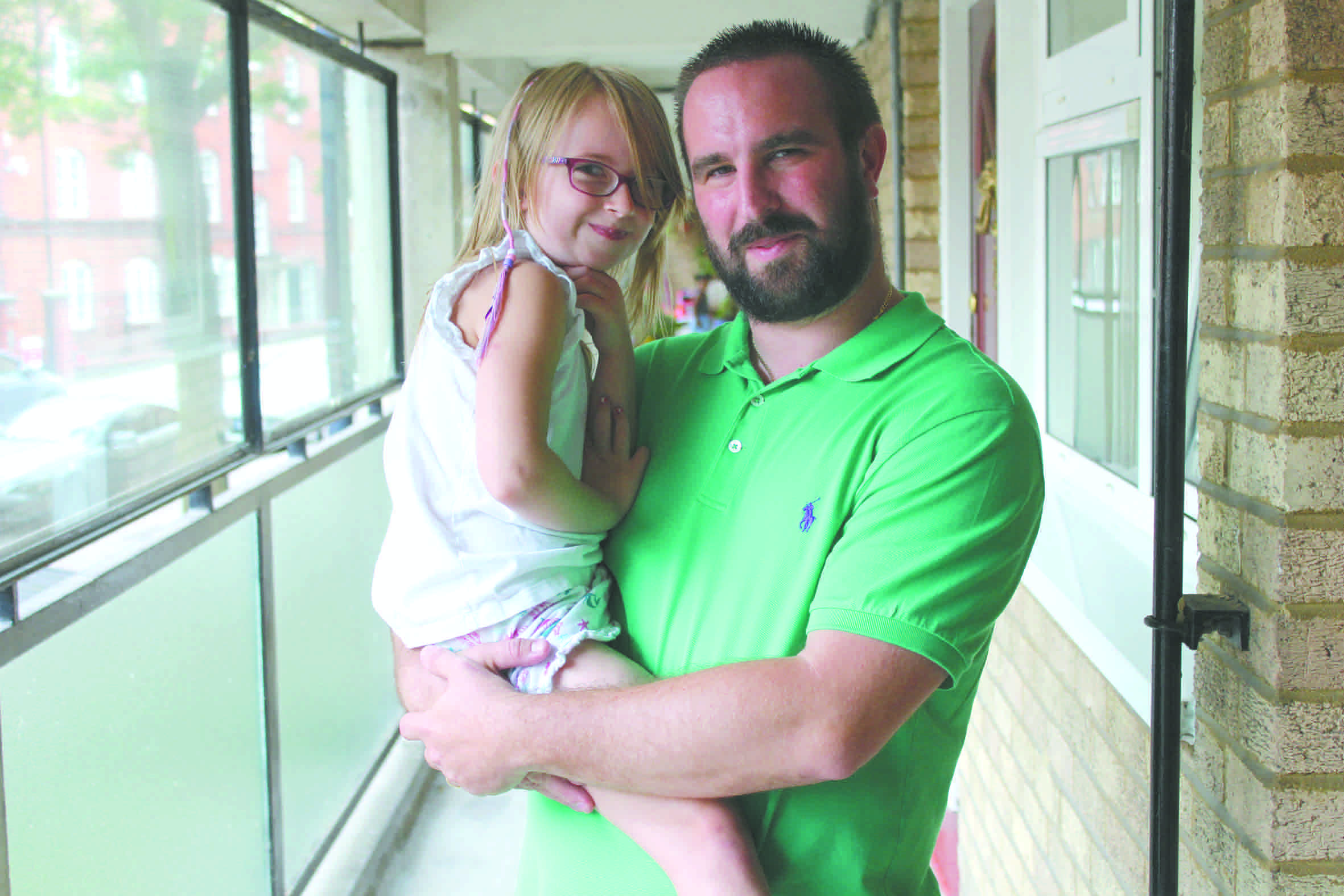 Thomas Looney with daughter Isabelle