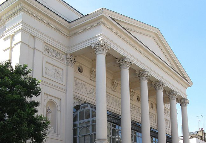 Stagehand sacked for rant at Royal Opera House Royal Opera House