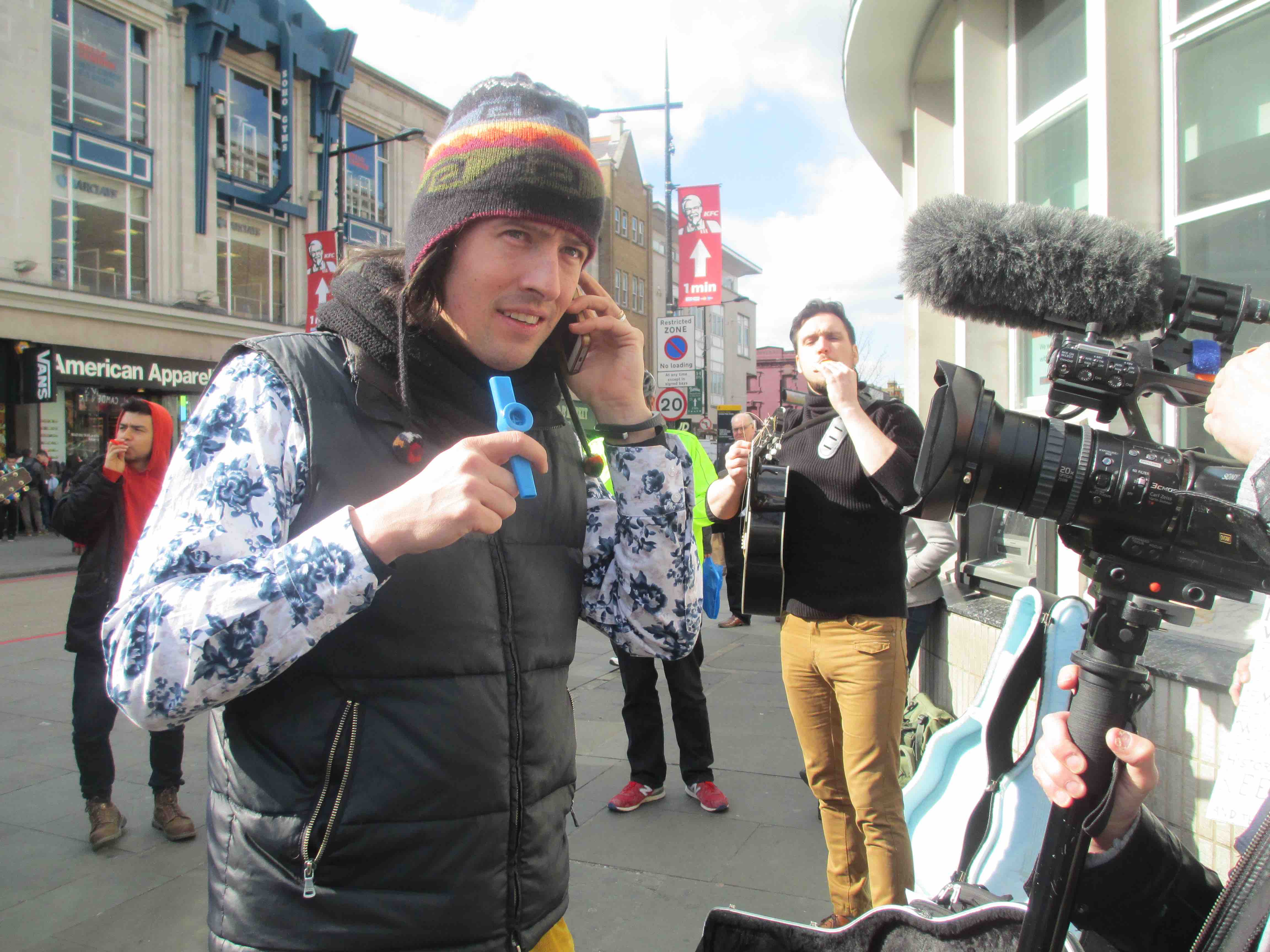 Jonny Walker: Tributes to campaigning busker after coroner’s inquest verdict Jonny Walker