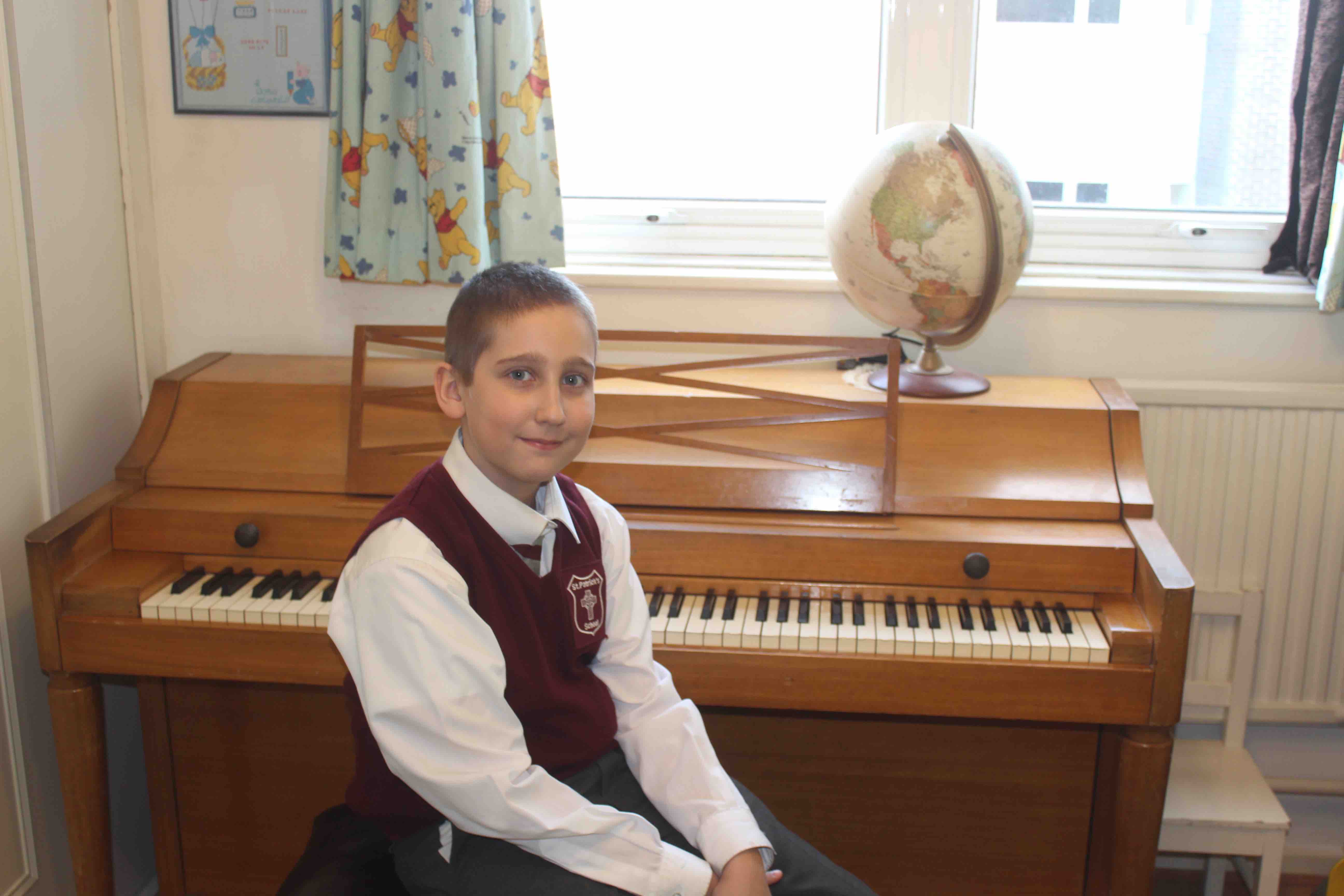 Piano prodigy could play Ode To Joy at 18 months old piano Alec Imamovic