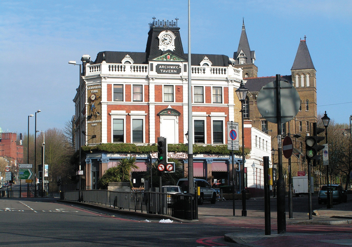 Islington St Patrick’s Day celebrations mark centuries-long links archway tavern CREDIT JOVIKE on flickr.com