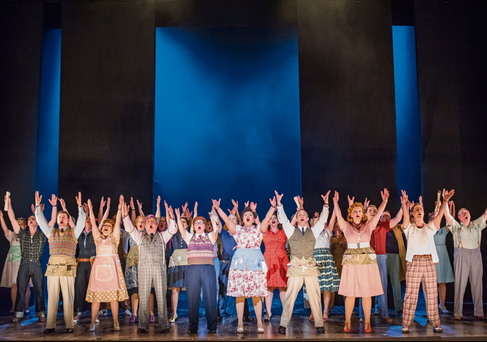 Kiss Me, Kate: lips shtick is a delight Kiss Me Kate 01