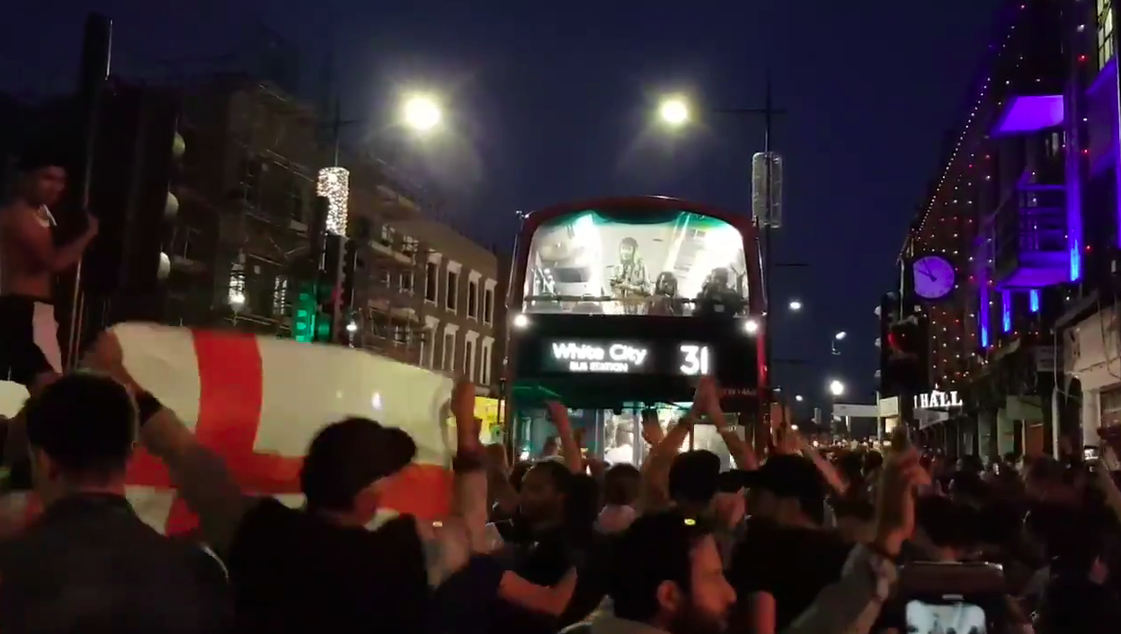 football-fans-celebrate