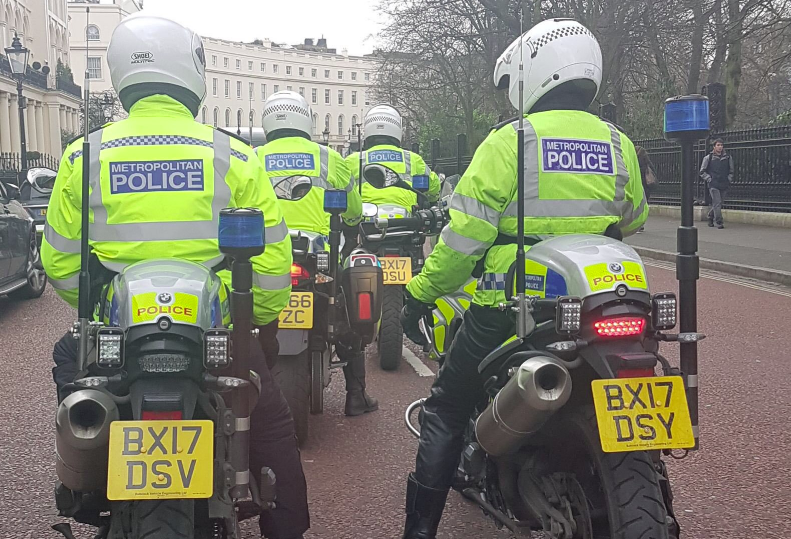 police-moped-chase-team