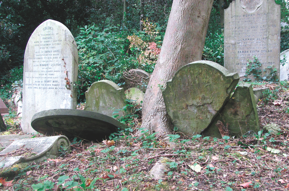 Highgate cemetery graves