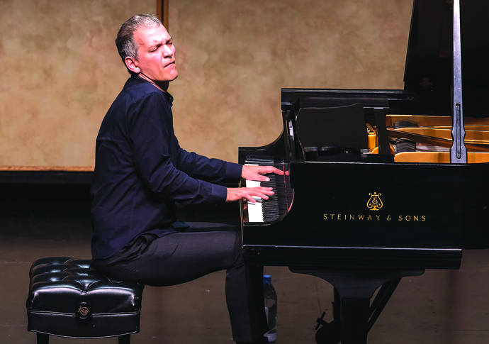 Michael White’s music news: American jazz; Gloriana choir; Smetana Jazz at the Lobero - Brad Mehldau 10/28/17 The Lobero Theatre