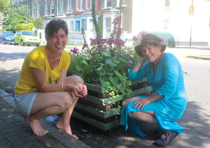 Green street! Holloway parking spaces become gardens Helena Farstad