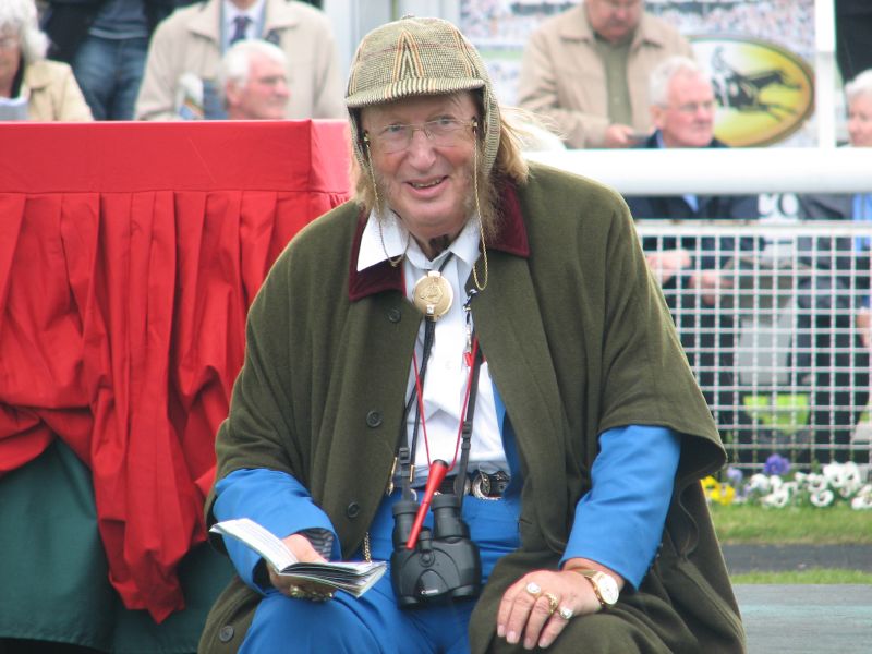 John McCririck: Primrose Hill racing pundit dies age 79 John _McCririck_2
