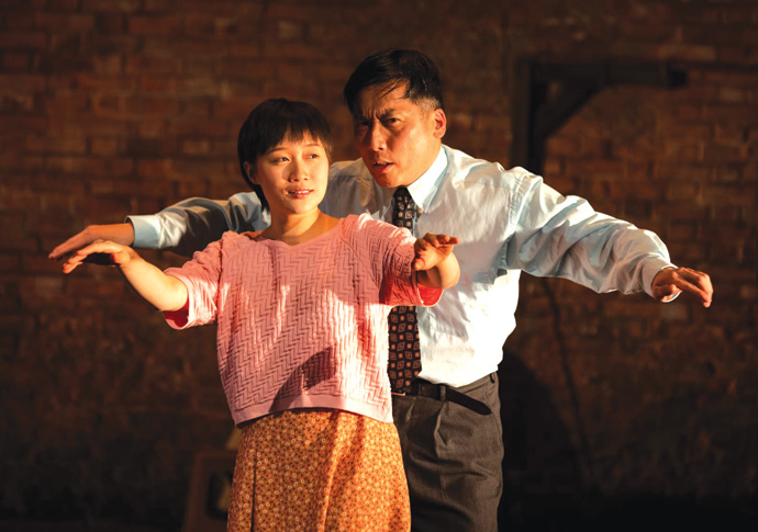 Review: The King of Hell’s Palace, at Hampstead Theatre MILLICENT-WONG-&-KOK-HWA-LIE---PhotoEllieKurttz2D5A3074
