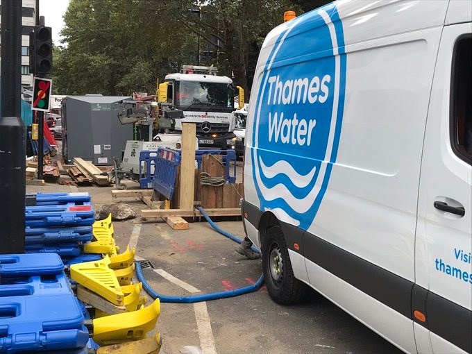 Simon Lamrock - Thames Water repair teams in Eversholt Street in Sep 2019