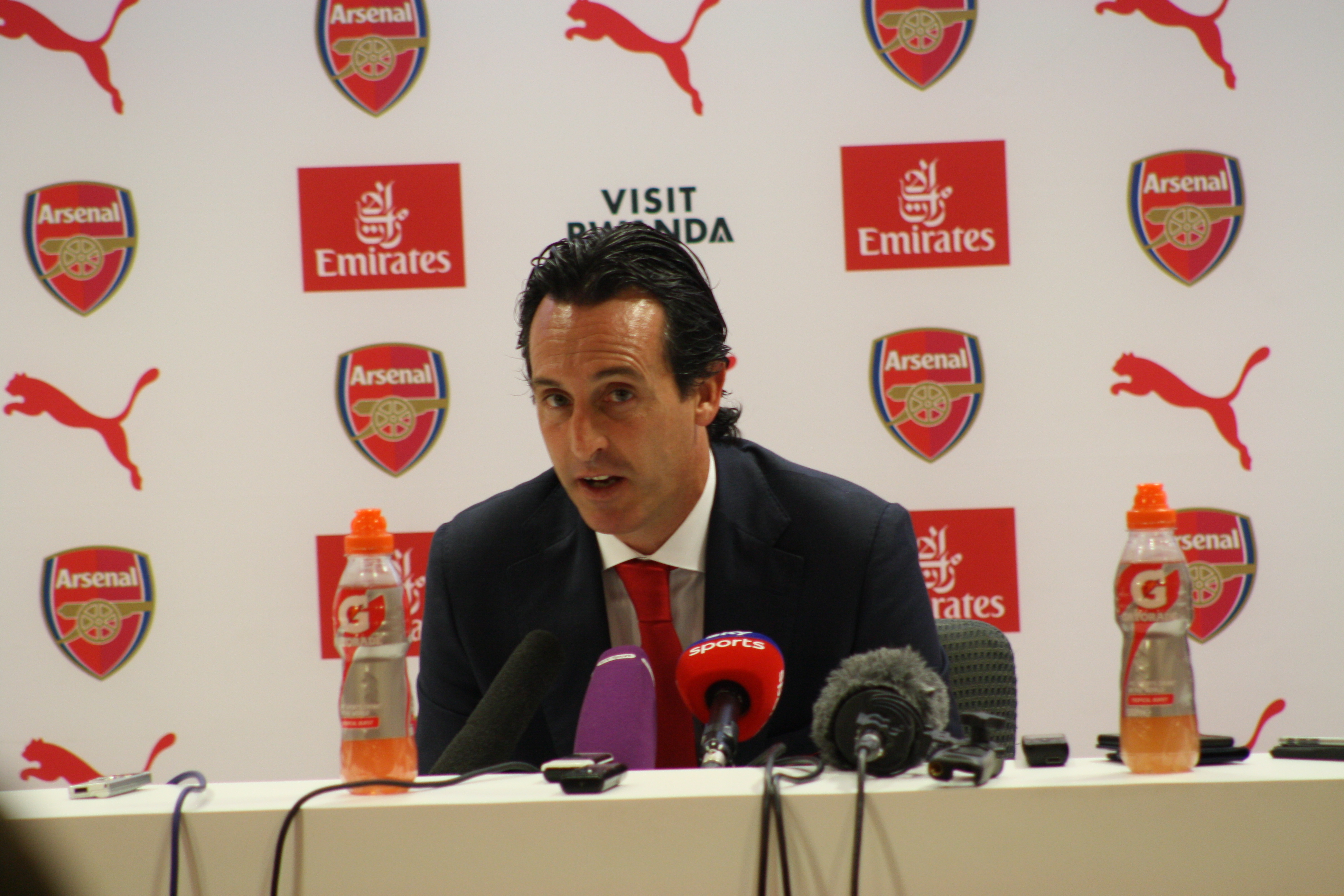 Arsenal held by Wolves after letting another lead slip emery