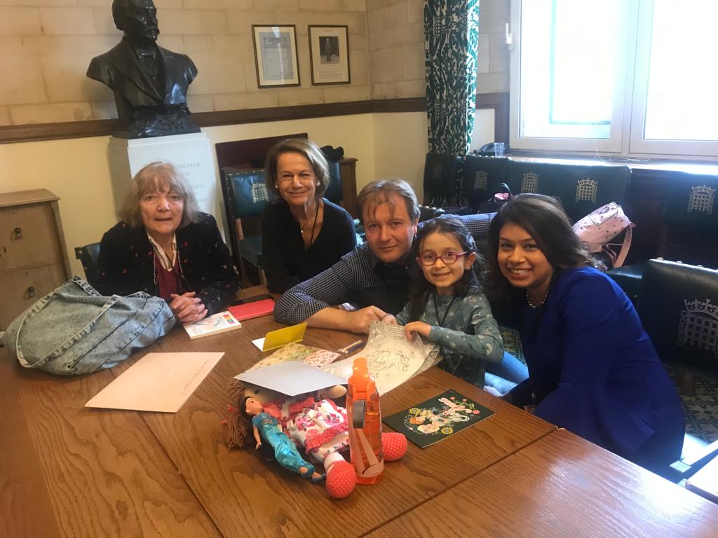 Nazanin Zaghari-Ratcliffe: Daughter flies home but campaign to free charity worker ‘does not end here’ Nazanin gabriella be299230-5e76-42b6-af11-3636c1cd29a6