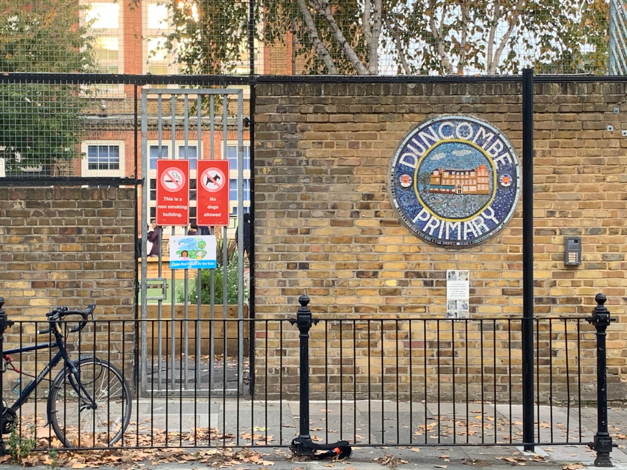 Lockdown 3: ‘digital divide’ keeps pupils in schools duncombe