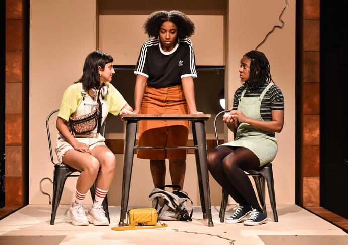 Review: Unknown Rivers, at Hampstead Theatre Aasiya Shah (Lune) Renee Bailey (Lea) and Nneka Okoye (Nene) in Unknown Rivers at Hampstead Downstairs. Photo credit Robert Day.