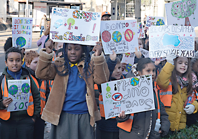 Youngsters stage new climate change protest Children's climate change protest