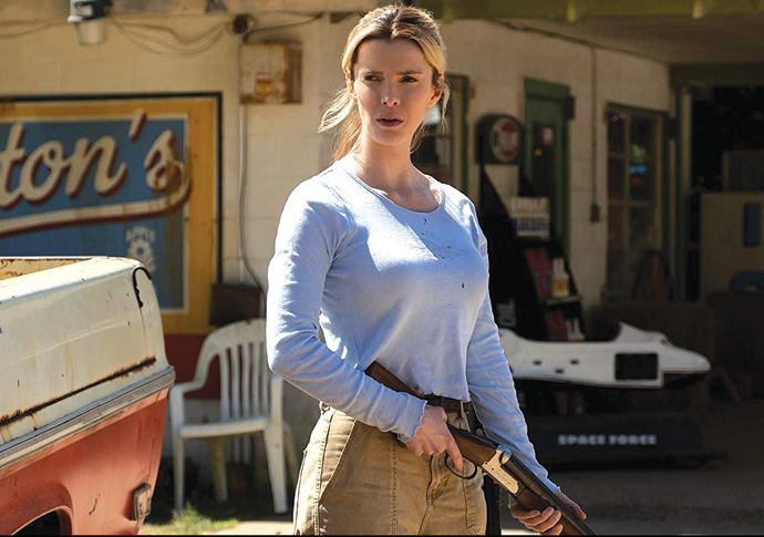 Betty Gilpin The Hunt