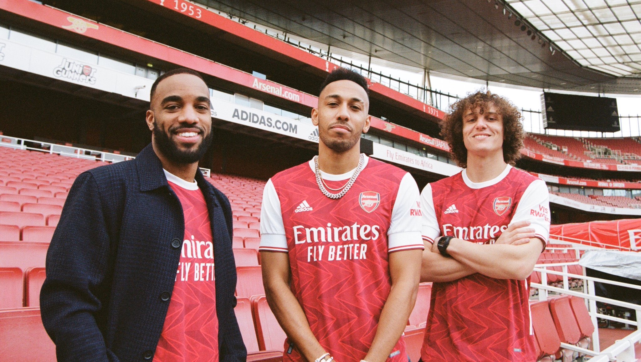 Him again! We’re hooked on Luiz arsenal kit launch 2020 Lacazette Aubameyang luiz EdmLBhbXkAAc9kS
