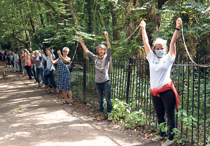 Highgate Ponds protesters