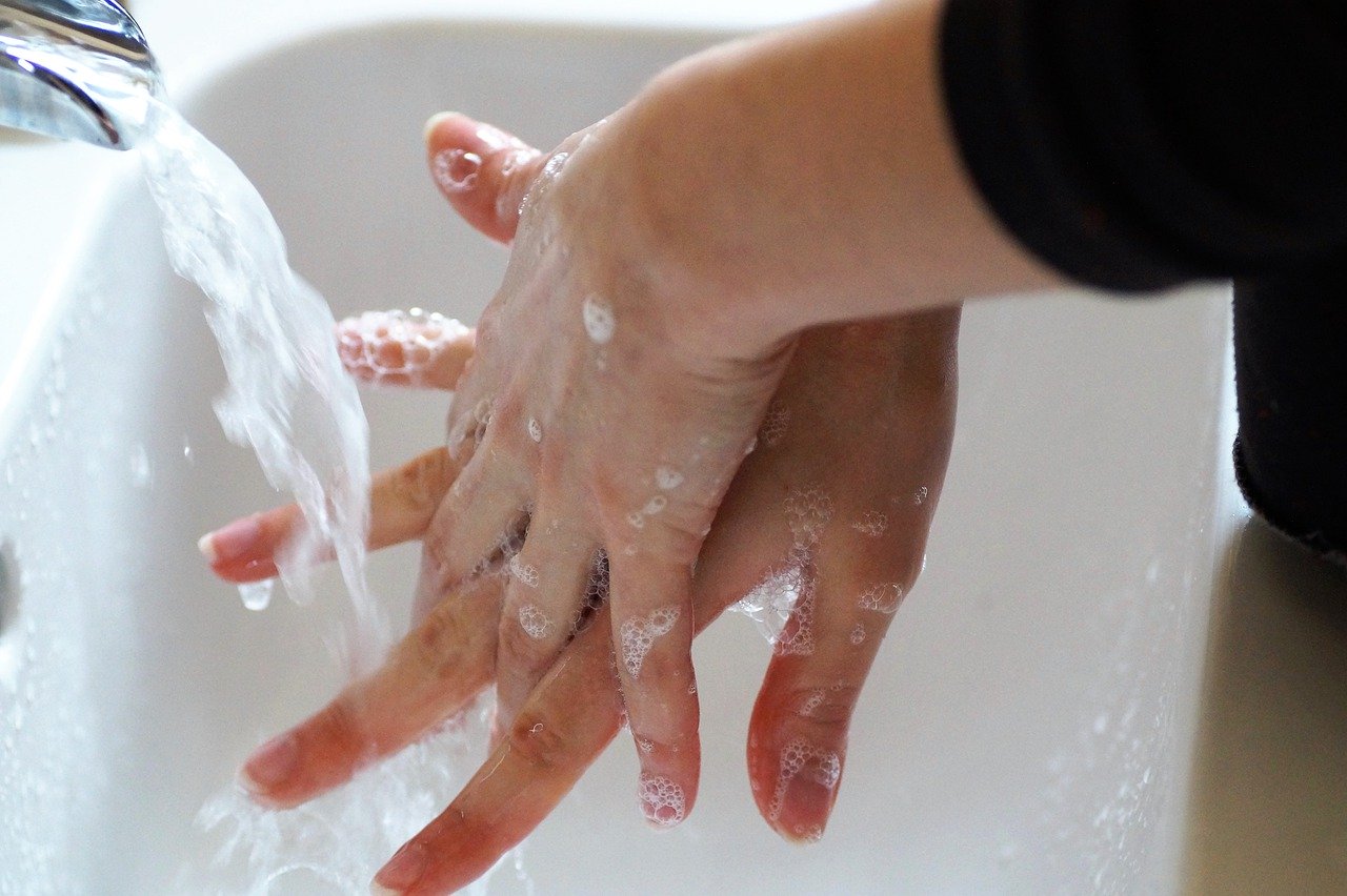 Coronavirus: Help keep Camden safe washing-hands-4940148_1280
