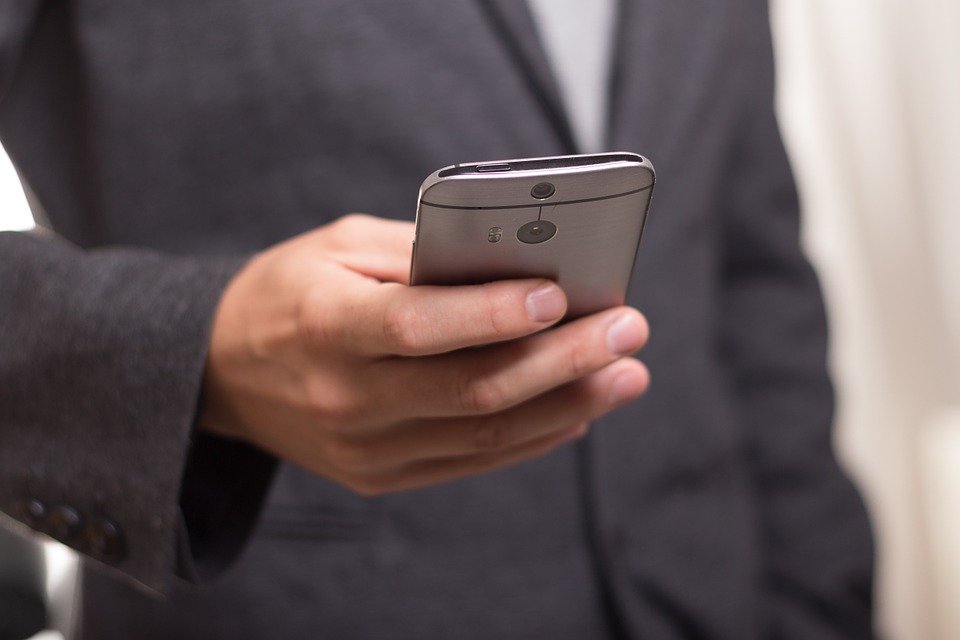 Coronavirus: NHS COVID-19 app telephone-586266_960_720