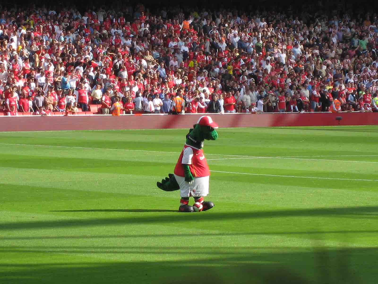 PIC CREDIT WONKER GUNNERSAURUS 250769146_ffb4db2ce5_h