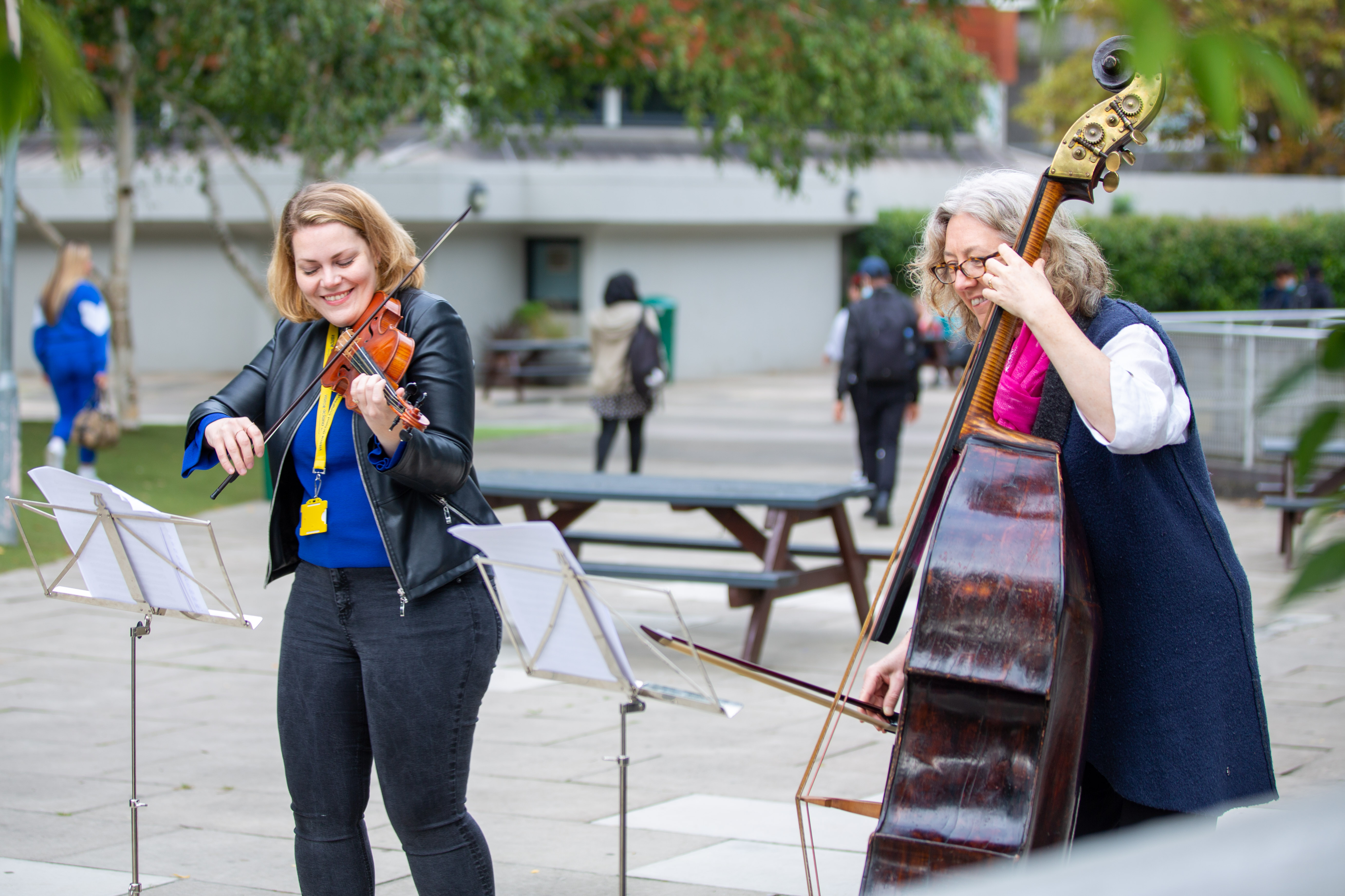 Julia Kuhn on violin and Cecelia Bruggemeyer on double bass