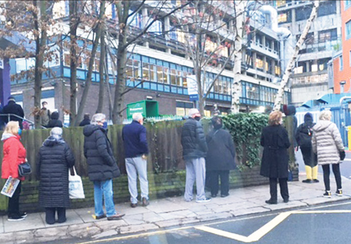 Royal Free Rec Club vaccination queue