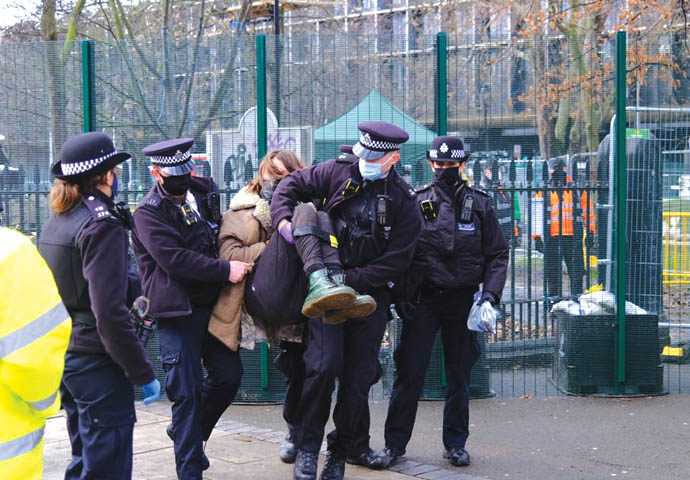 HS2 protester removed_photo Simon Lanrock