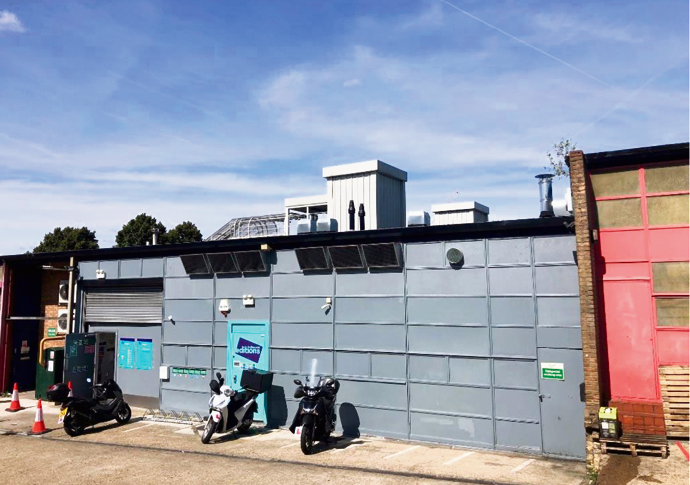 Neighbours’ rage over Deliveroo’s ‘dark kitchen’ Roman Way deliveroo 2021-03-18 at 12.20.37