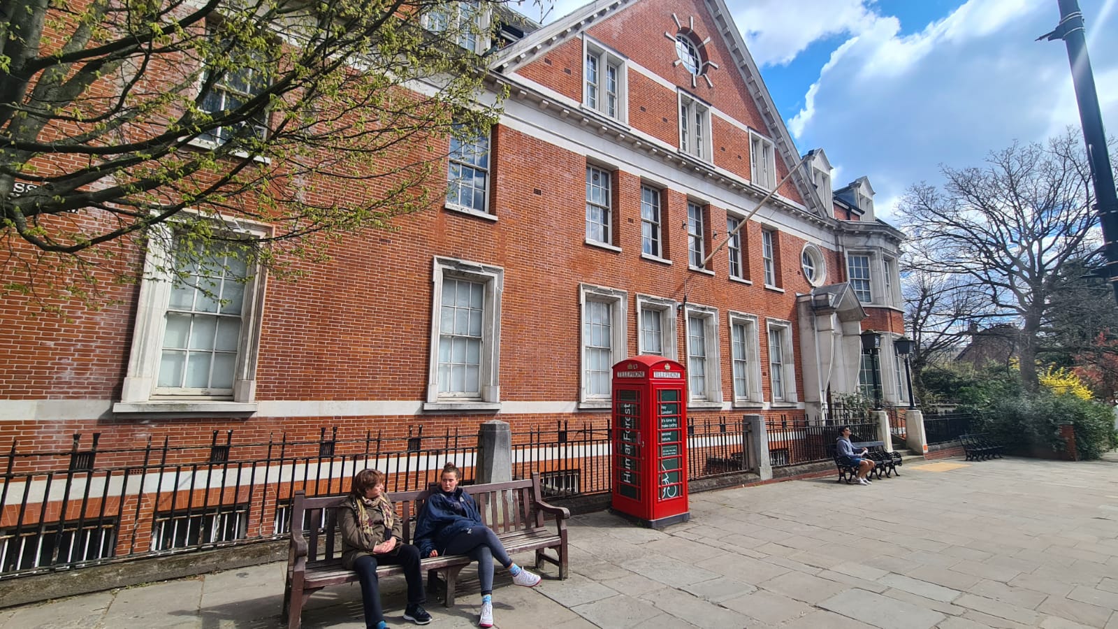 Hampstead police station
