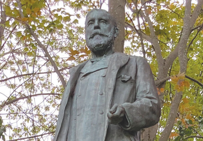 Sir Sydney Waterlow_photo Matt Brown-Flickr cc