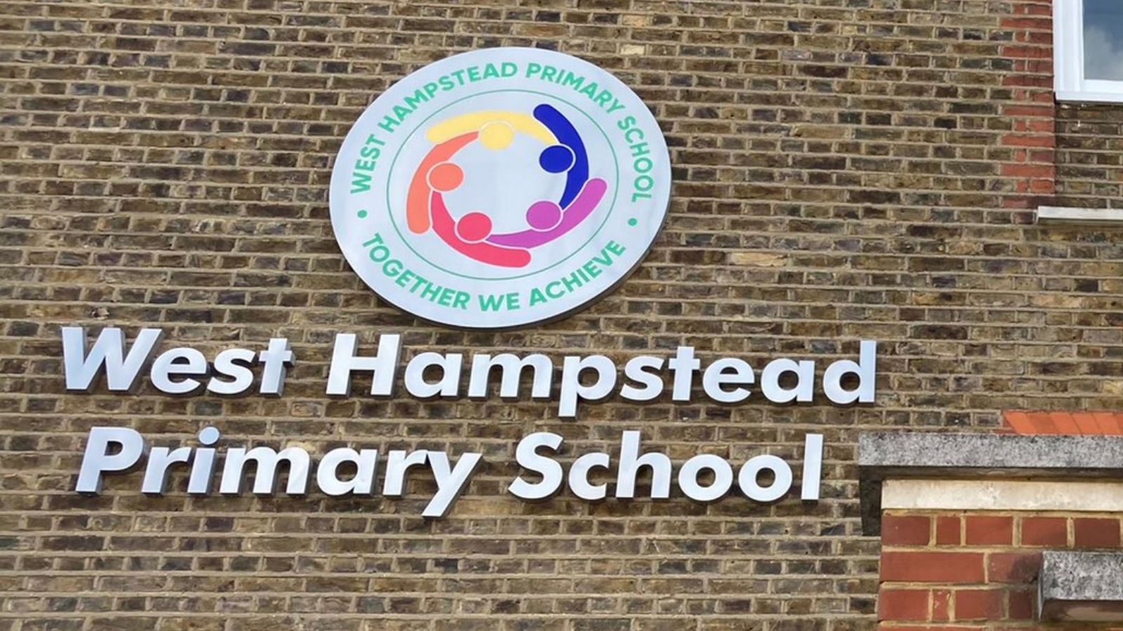 New signs turn Beckford School into ‘West Hampstead Primary School’ cnjsept1 design (19)
