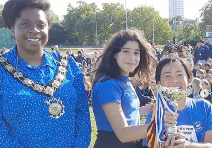 Mayor Sabrina Francis with New End Cross Country team