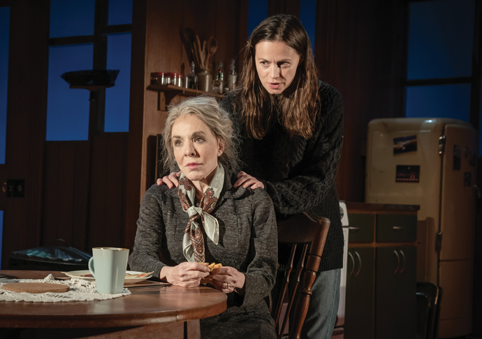 Review: ’night, Mother, at Hampstead Theatre Stockard Channing and Rebecca Night photo Marc Brenner.