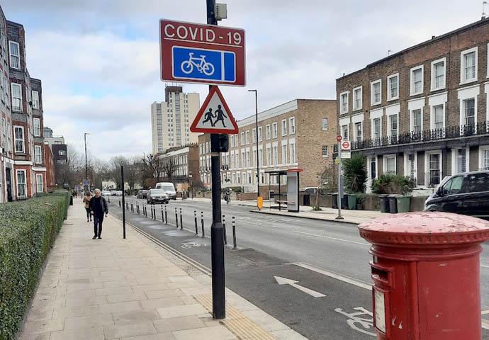 Cycle lane Covid-19 sign inPrince of Wales Road