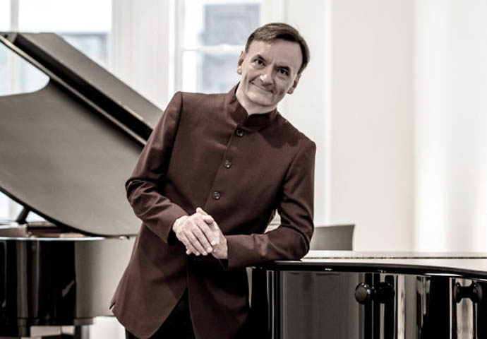 Stephen Hough_credit Sim Canetty-Clarke copy