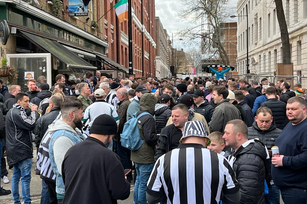 newcastle fans in kings cross SIMON LAMROCK Image 2023-02-26 at 13.51.41