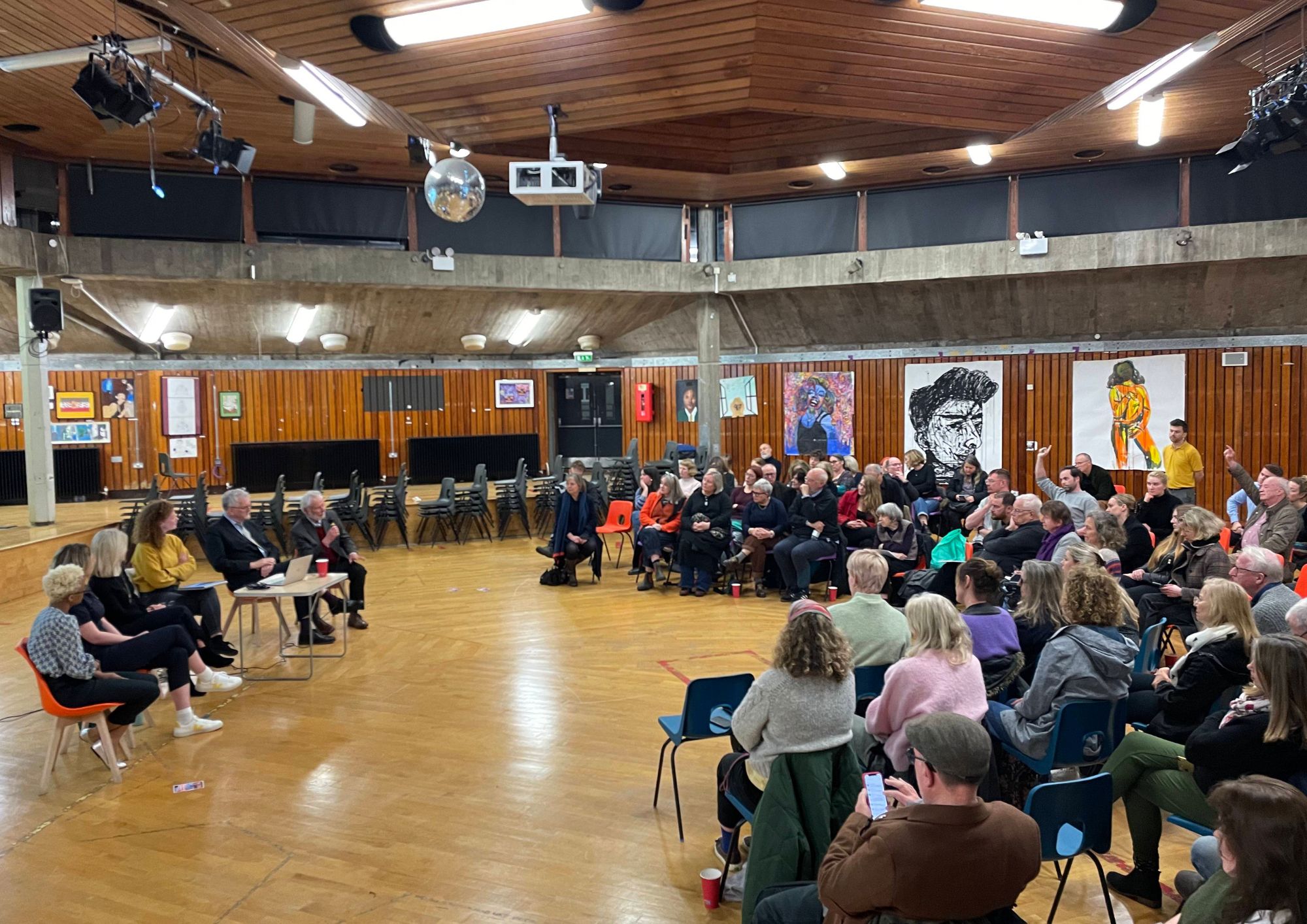 Debate hears calls to end tax help to private schools aclandburghleydebate