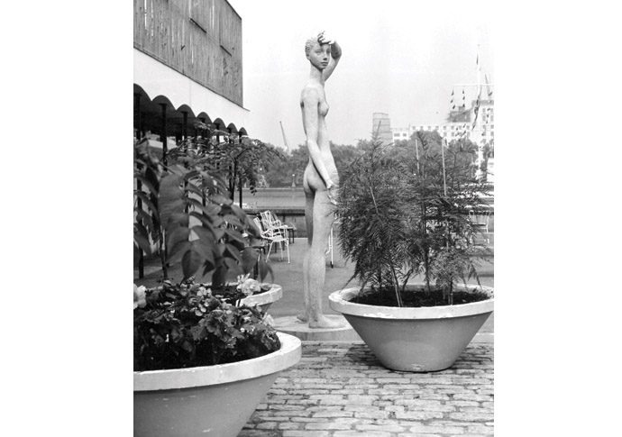 Festival statue found in garden given to museum Youth 3