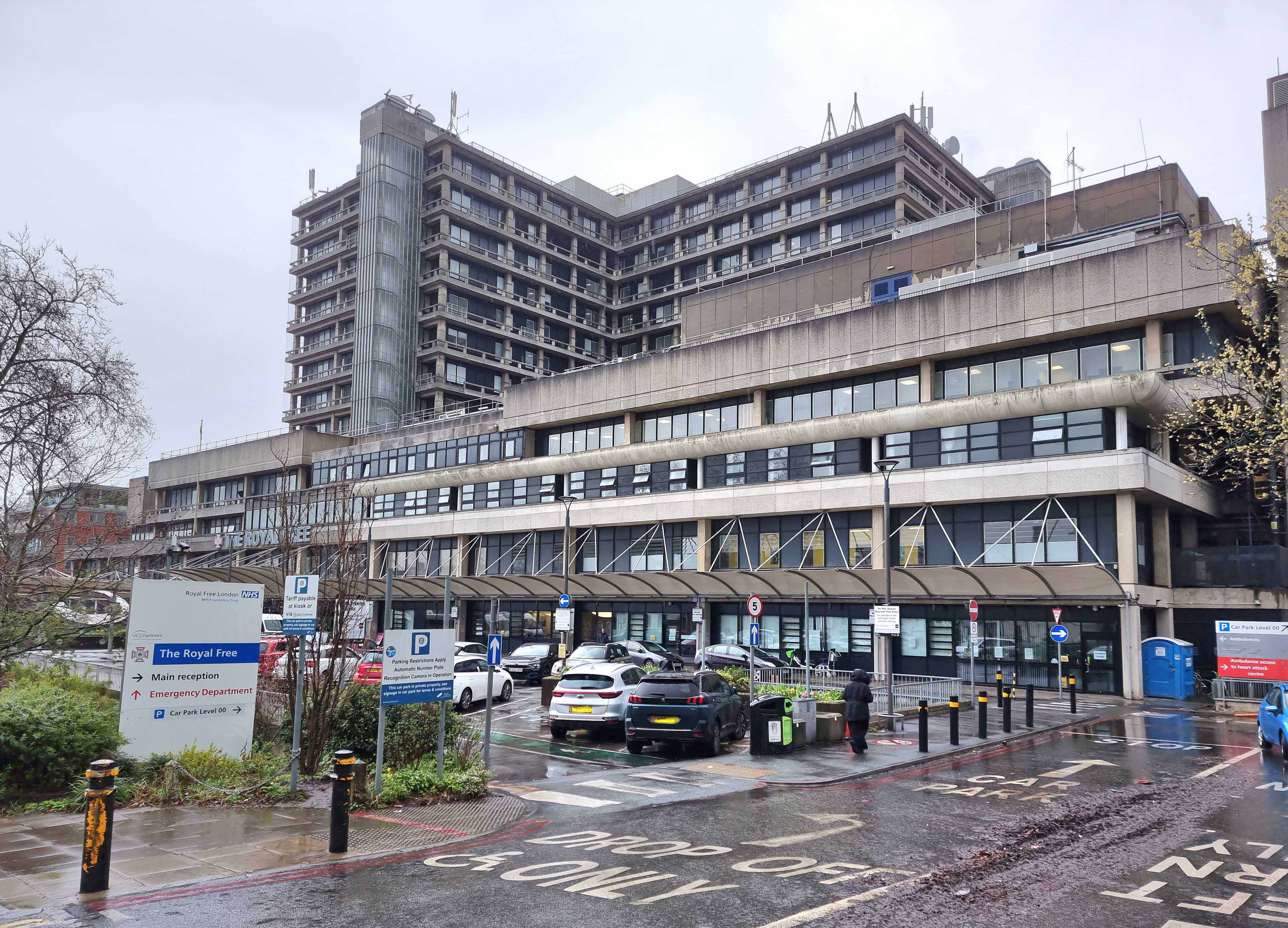 Queue for A&E at Royal Free ‘like line for Taylor Swift tickets’ The Royal Free Hospital