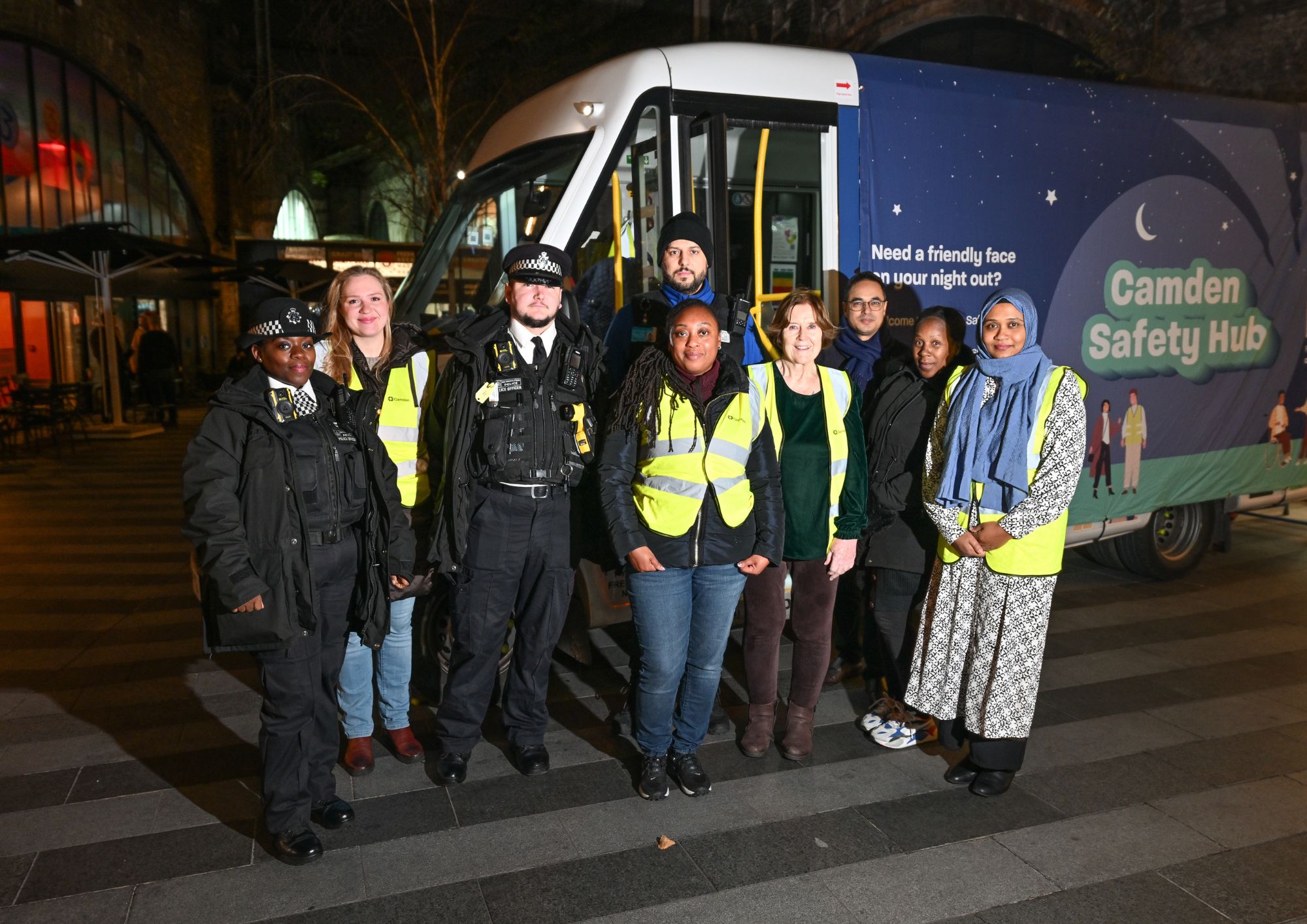 Safety bus parks up in Camden Town with aid for people on night out safety bus (2)