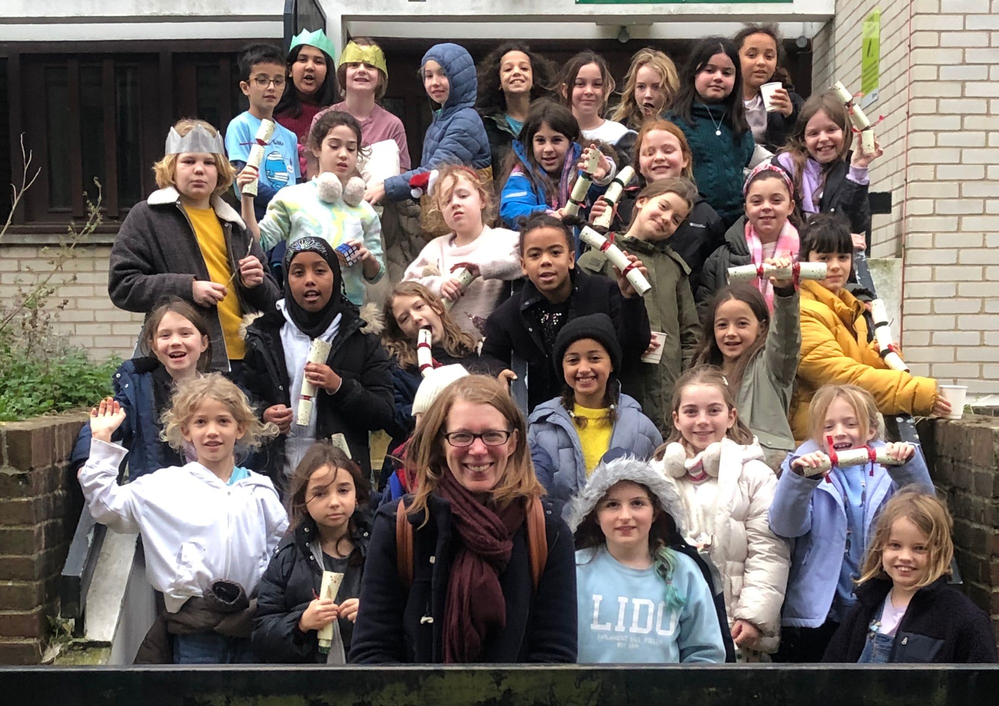 Thanks Julia! Much-loved teacher goes out on a high note school teacher