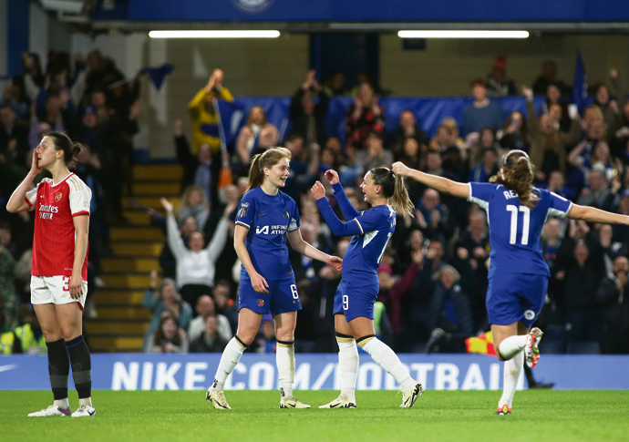 Chance to revive fading title bid Chelsea v Arsenal - Barclays FA Womens Super League - Stanford Bridge
