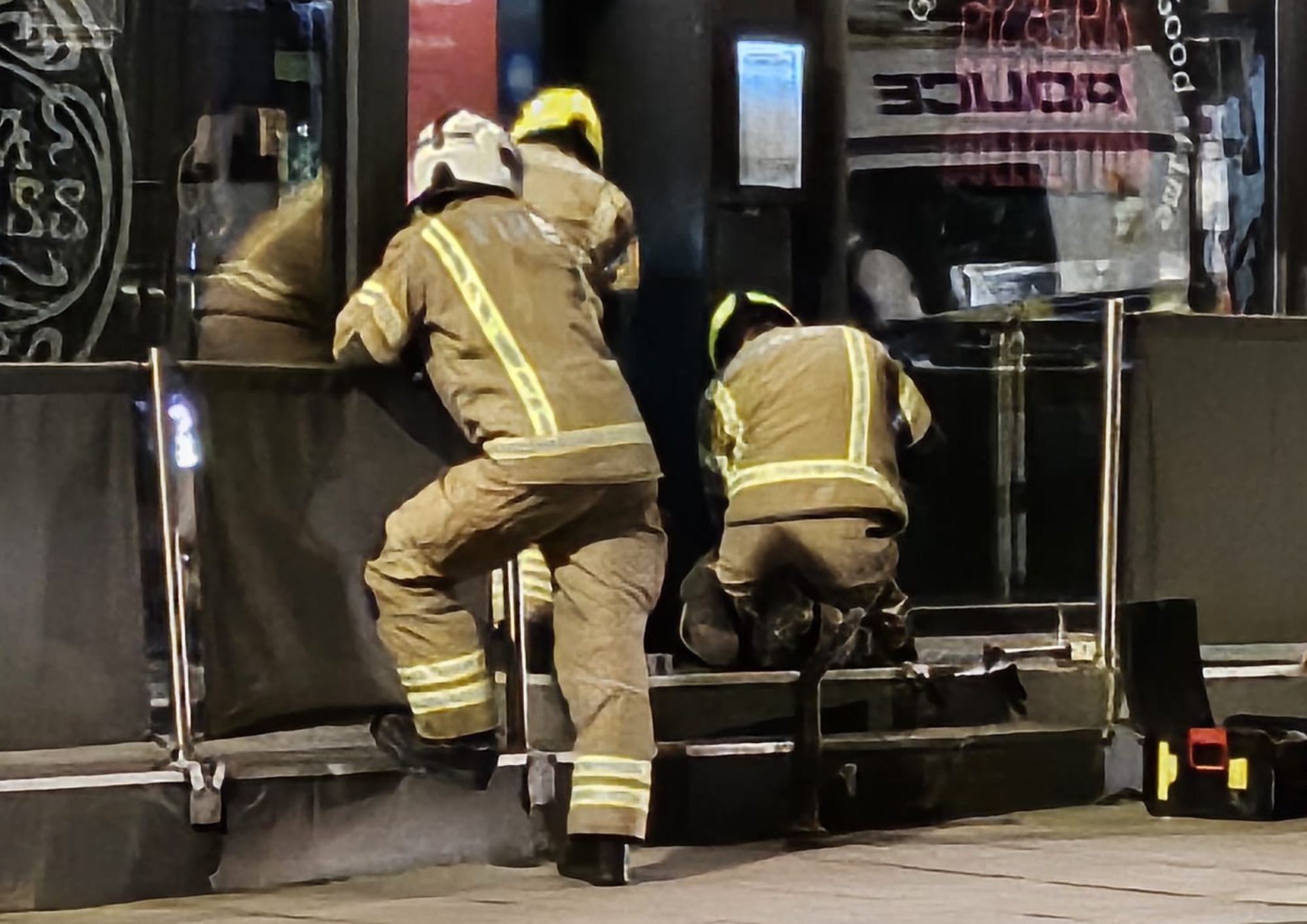 Firefighters called to rescue customer locked up in Pizza Express toilet pizza (1)