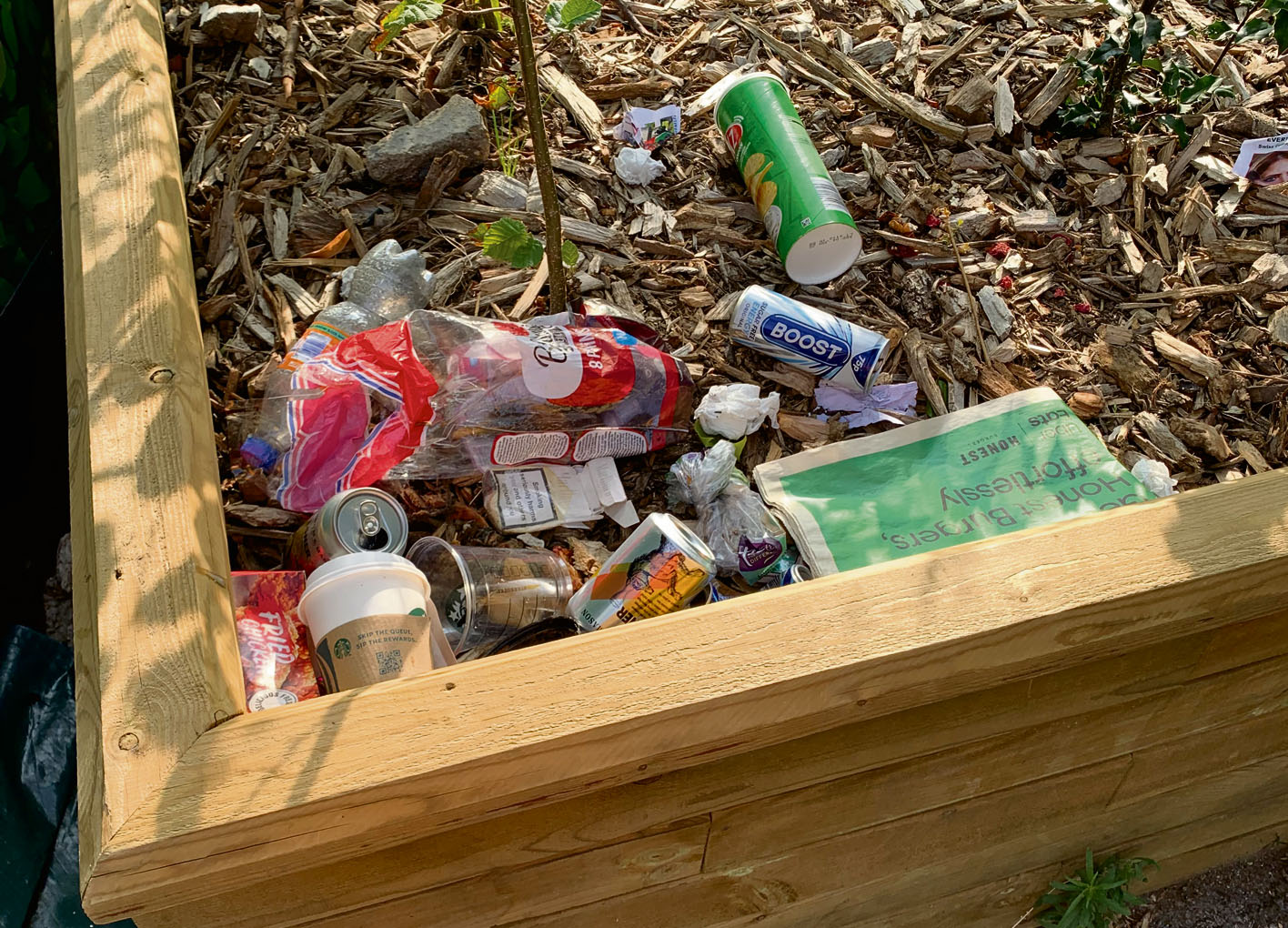 There are plenty of bins nearby but still there’s this mess Ramirez letter-Swiss Cittage rubbish